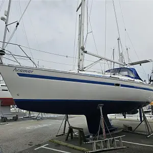 1997 Bavaria 35 Cruiser