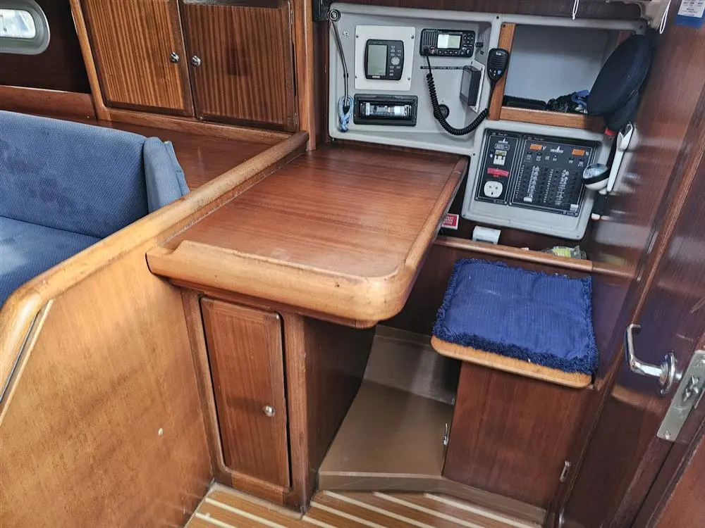 1997 Bavaria 35 cruiser