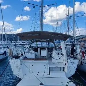 2018 Dufour 460