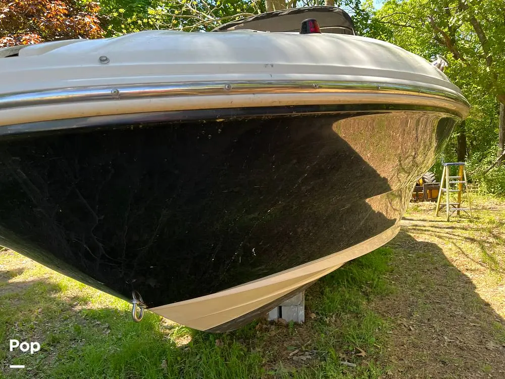 2005 Sea Ray 240 sundeck