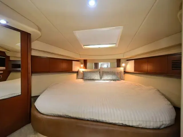 Sea Ray 40 Sundancer