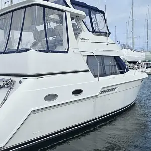 2000 Carver 356 Aft Cabin