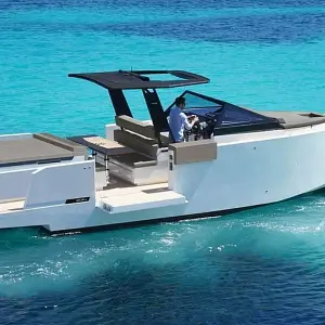 2023 De Antonio Yachts D42