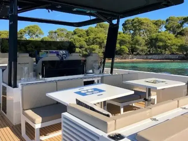 De Antonio Yachts D42