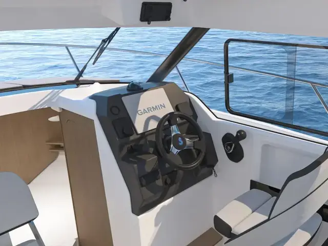 Beneteau Antares 8