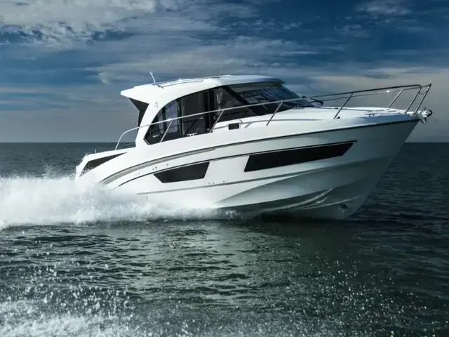 Beneteau Antares 9