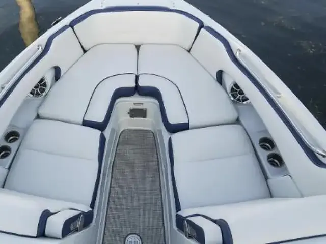 Crownline 270 Xss