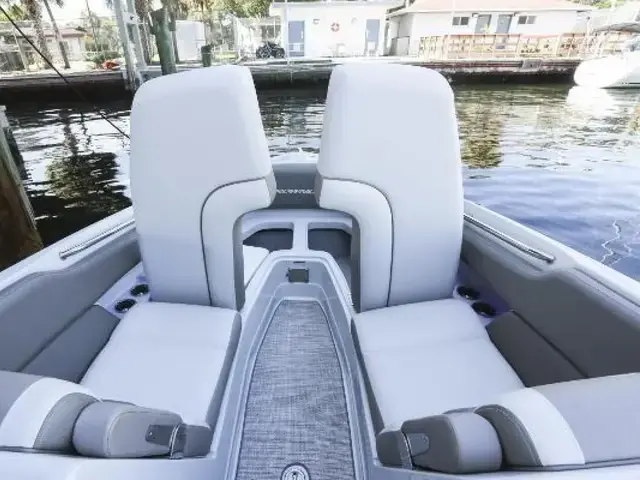 Crownline 280 Xss