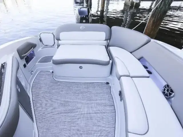 Crownline 280 Xss