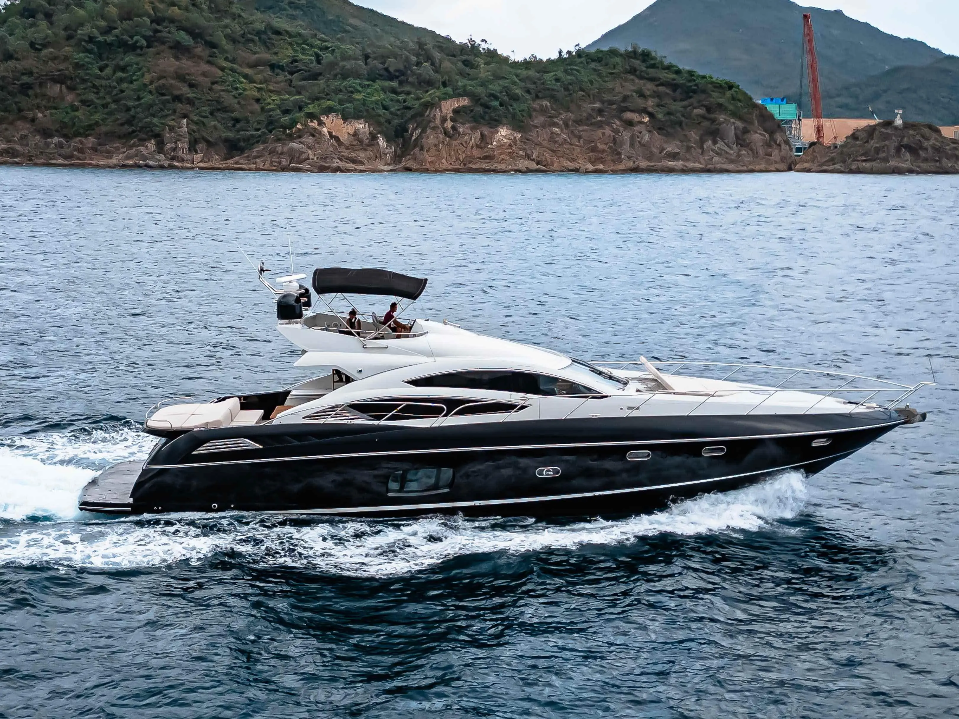 2010 Sunseeker predator 74