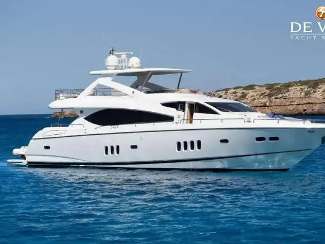 Sunseeker 86 Yacht