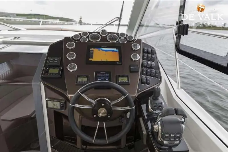 2018 Galeon 335 hts