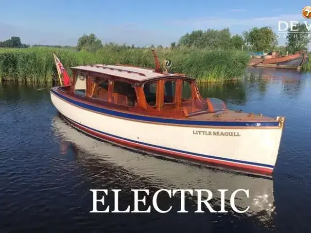 Custom 23FT Cabin Cruiser