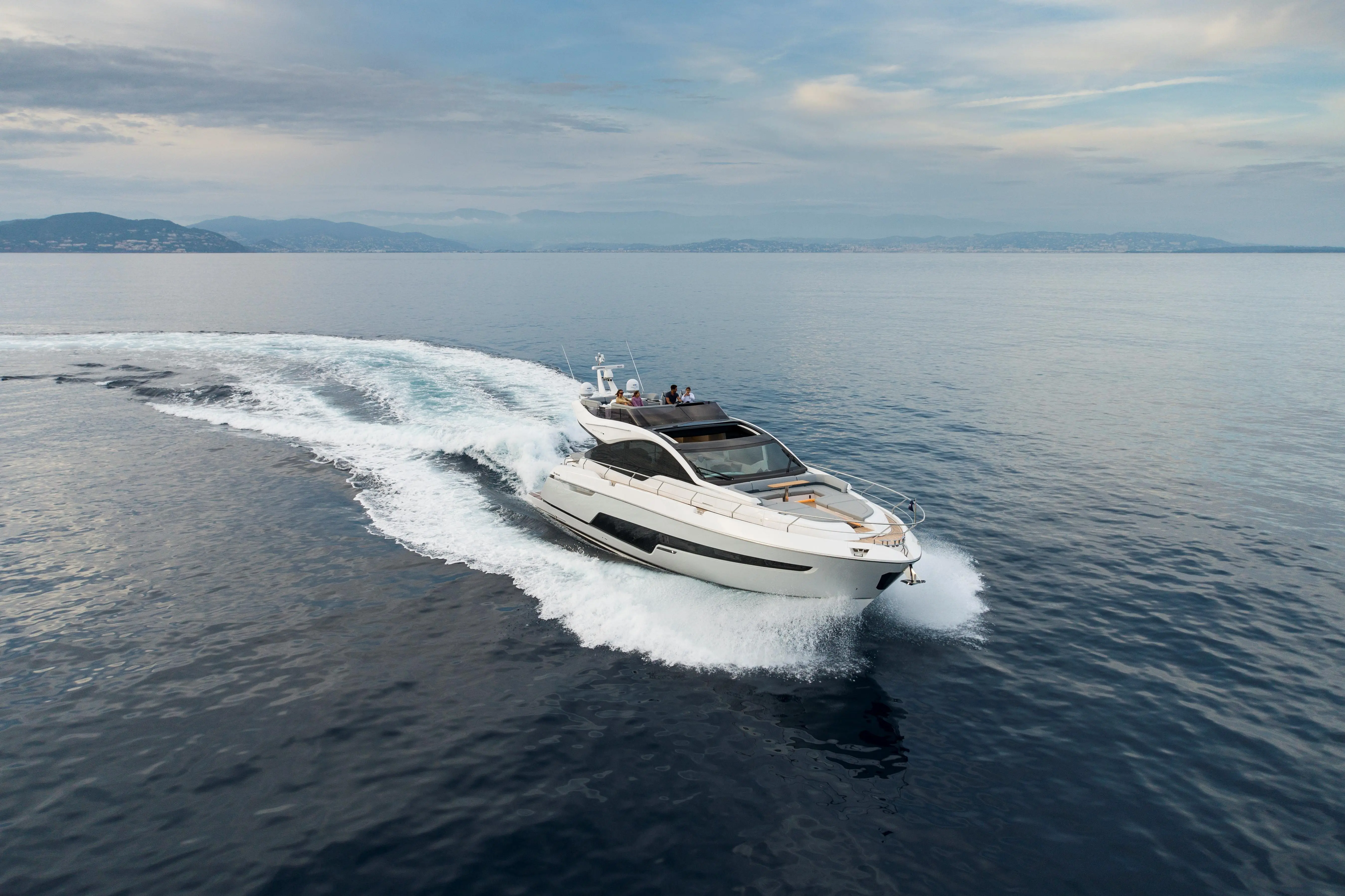 2024 Fairline phantom 65