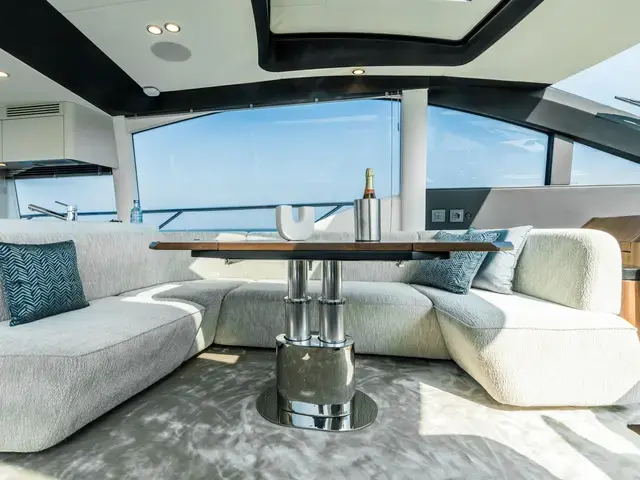 Fairline Phantom 65