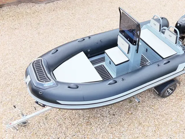 Zar Mini Boats LUX 14 4.2m + Suzuki DF60 + Extreme Trailer