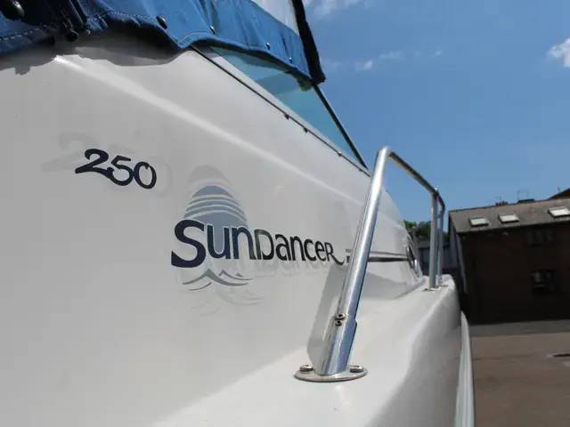 Sea Ray 250 Sundancer