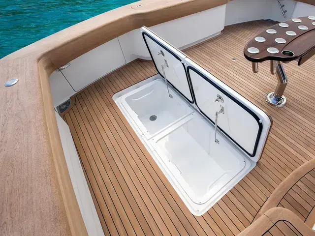 Viking Yachts 68 Convertible