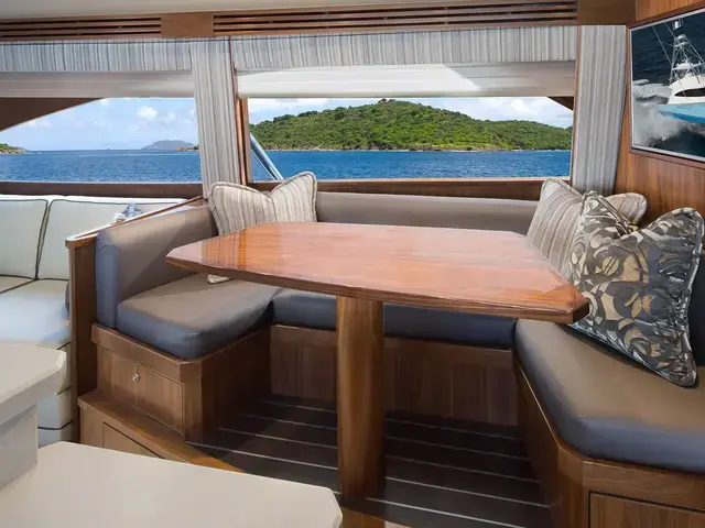 Viking Yachts 68 Convertible