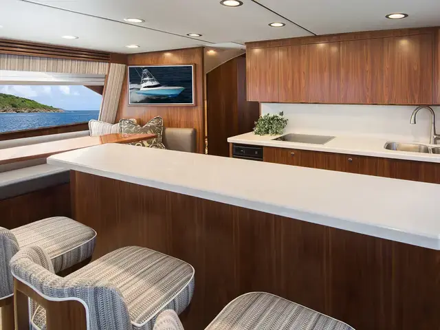 Viking Yachts 68 Convertible