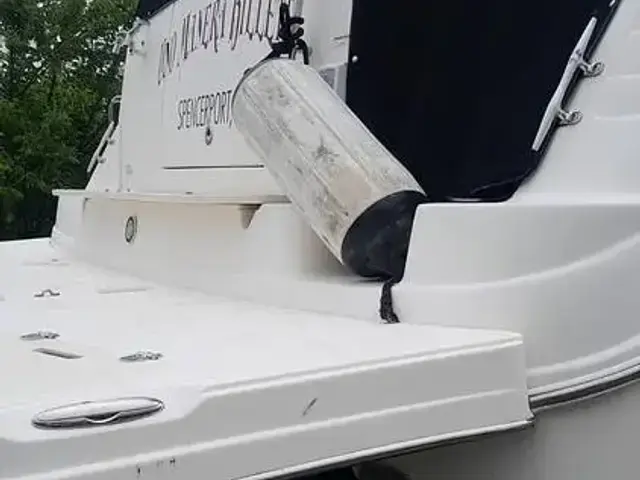 Rinker 342 Fiesta Vee