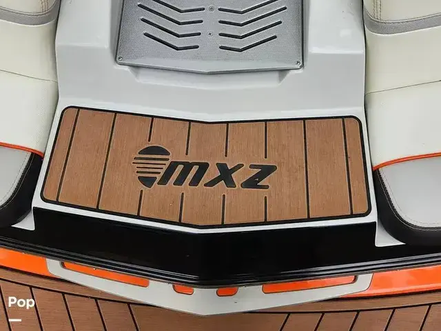 Malibu 22 Mxz