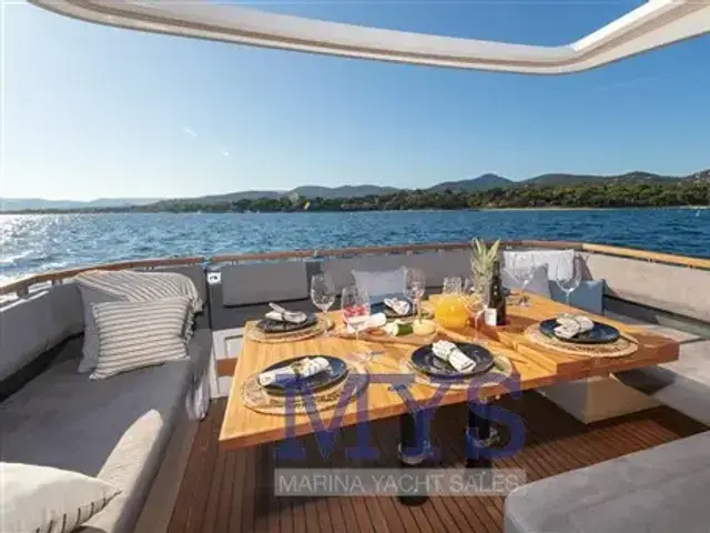 Marex 440 Gourmet Cruiser