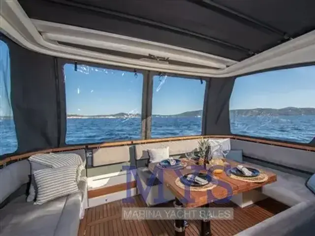 Marex 440 Gourmet Cruiser