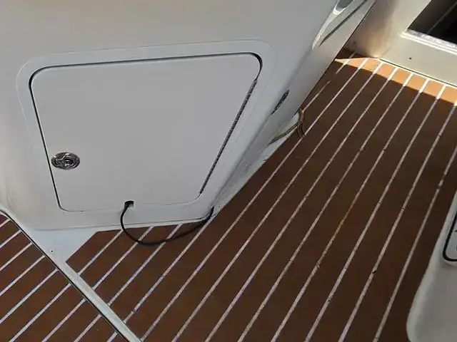 Sea Ray 330 Sundancer