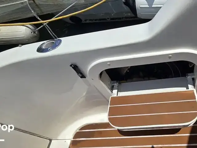 Sea Ray 330 Sundancer