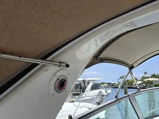 Sea Ray 330 Sundancer