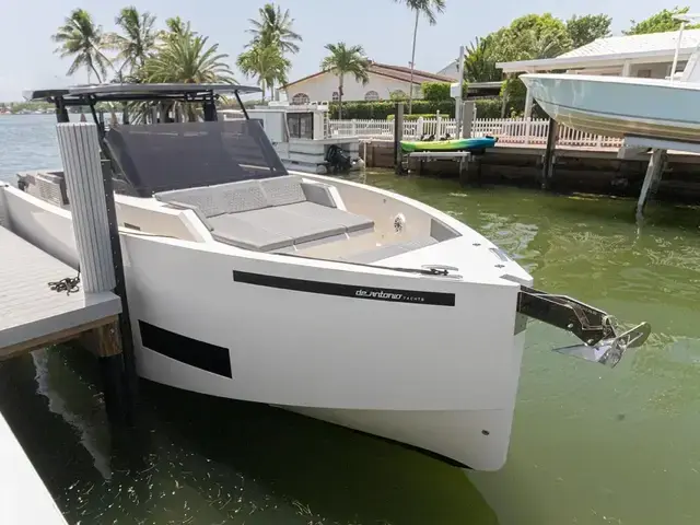 De Antonio Yachts D42