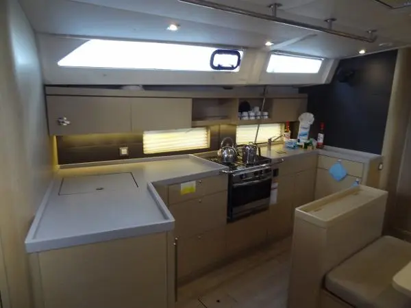 2020 Beneteau oceanis 461