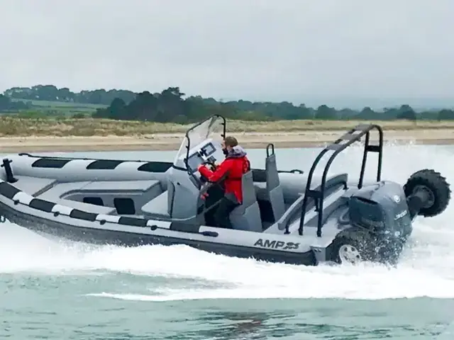 Ocean Craft Marine 8.4 M Amphibious