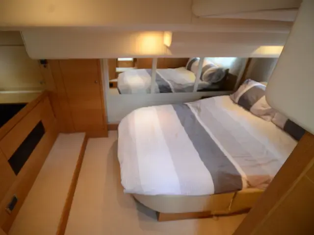 Fairline Phantom 48