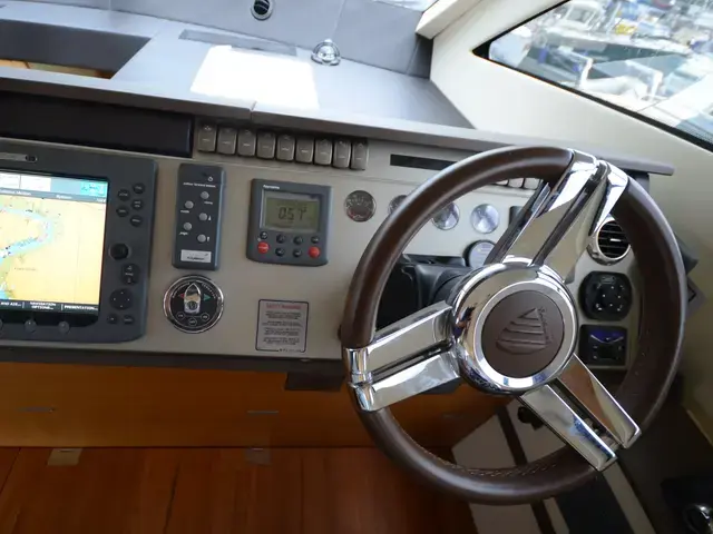 Fairline Phantom 48