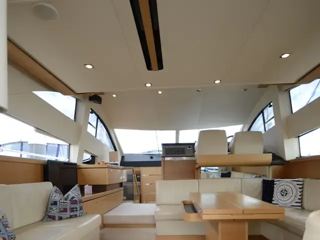 Fairline Phantom 48