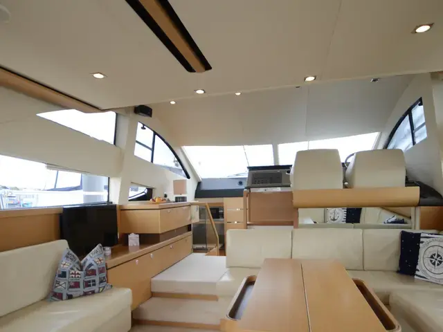 Fairline Phantom 48