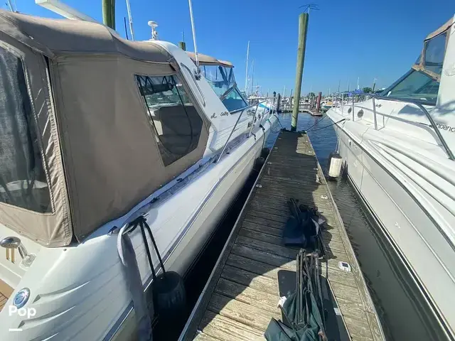 Sea Ray 400 Express Cruiser