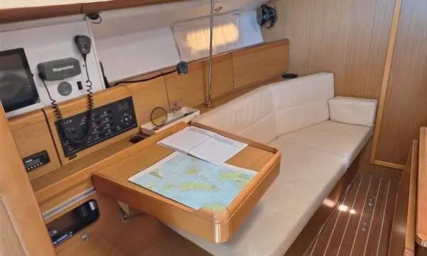 2009 Jeanneau sun odyssey 39i