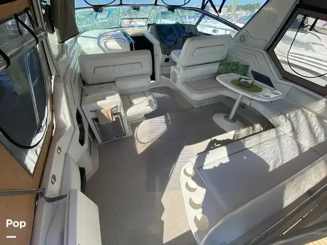 Sea Ray 400 Express Cruiser