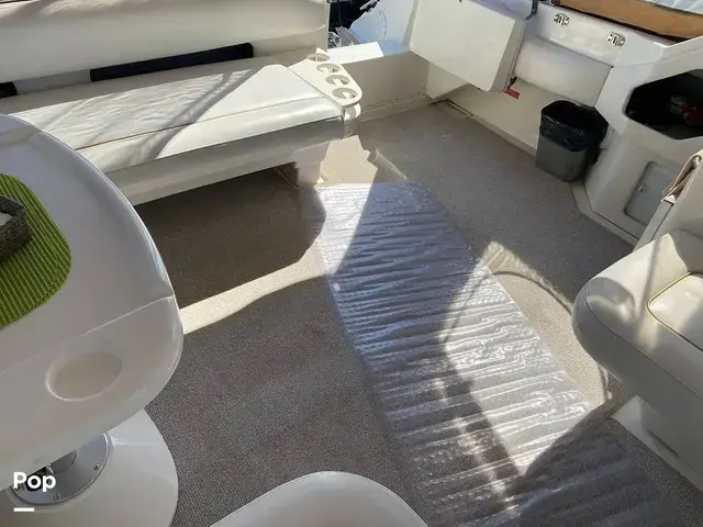 Sea Ray 400 Express Cruiser