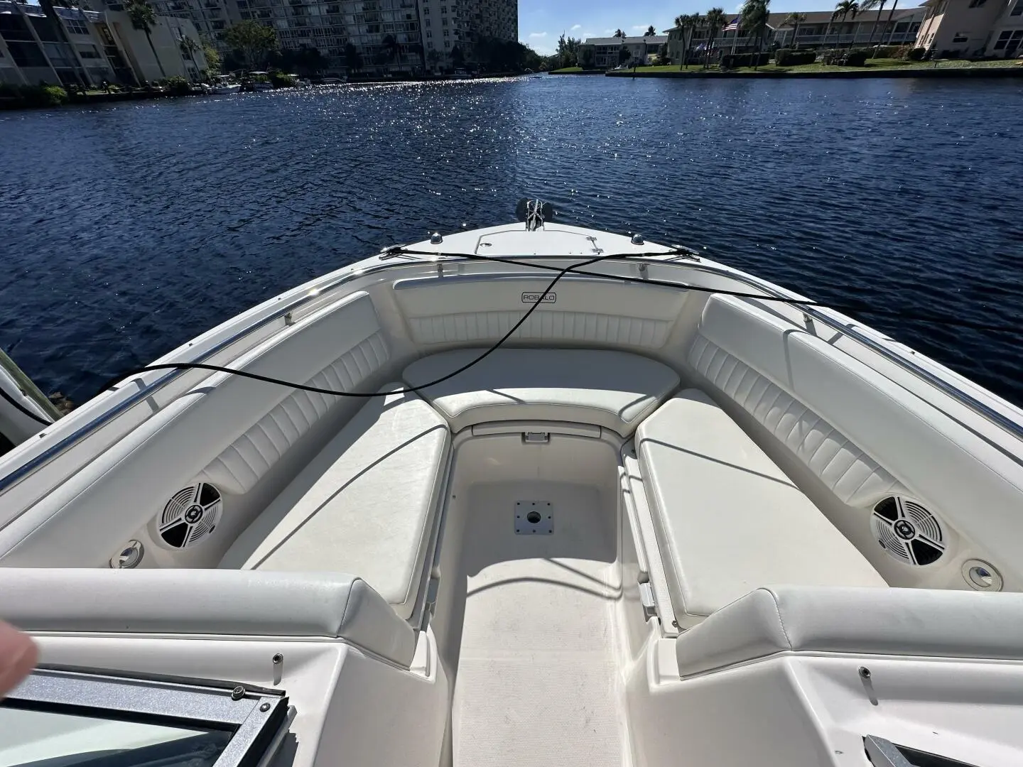 2015 Robalo r247 dc