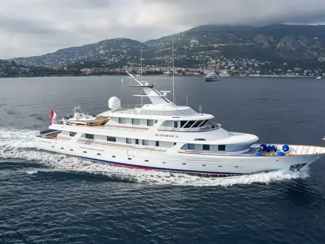 Feadship 126