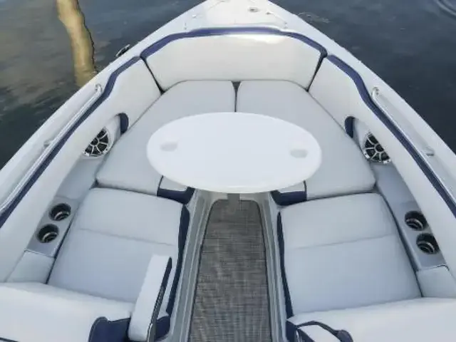 Crownline 270 Xss