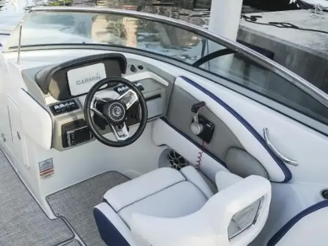 Crownline 270 Xss