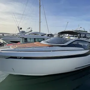 2021 Fairline F Line 33