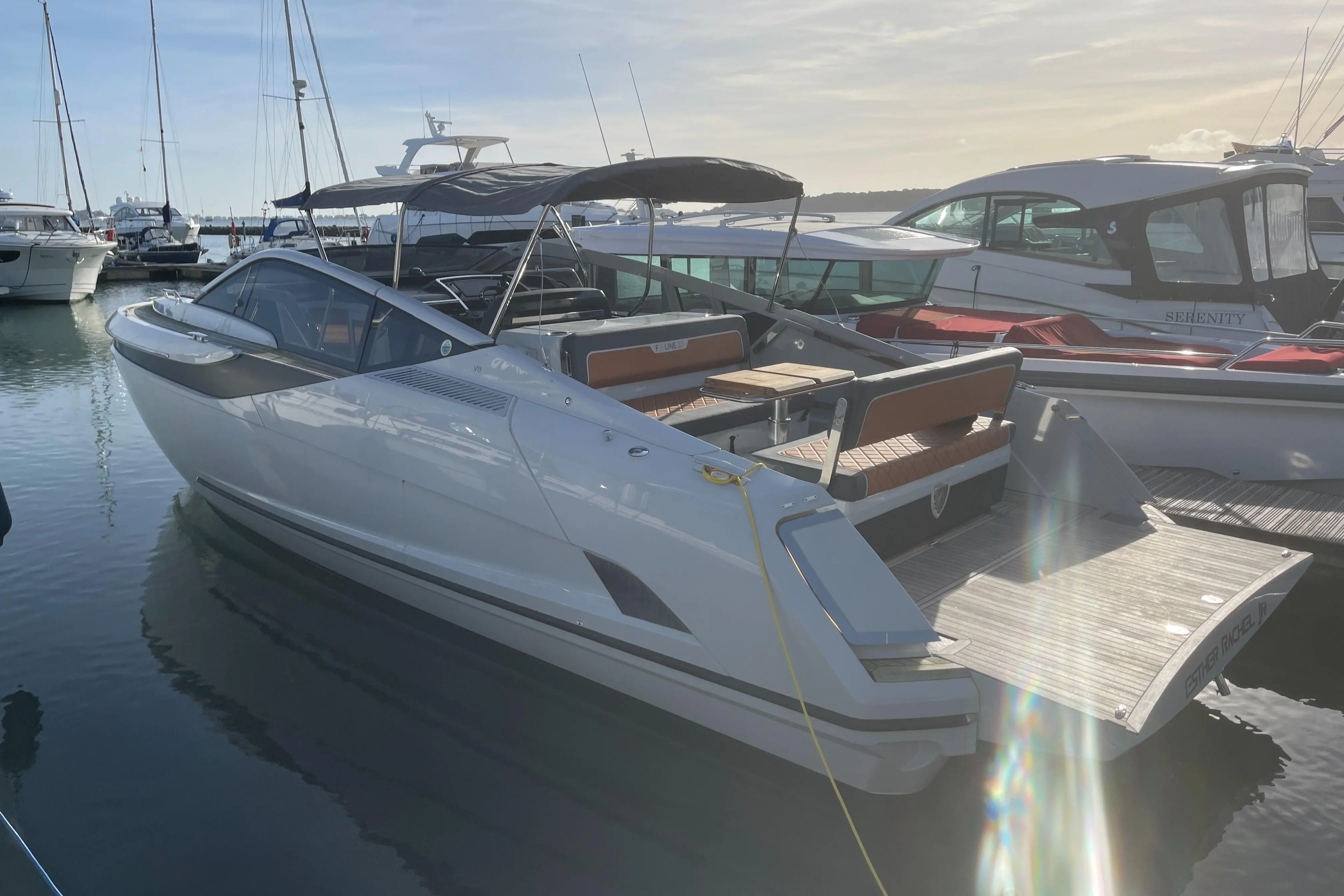 2021 Fairline f line 33