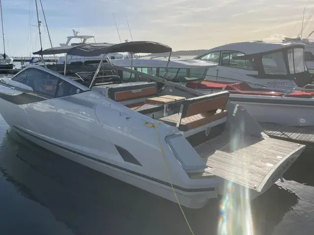 Fairline F Line 33