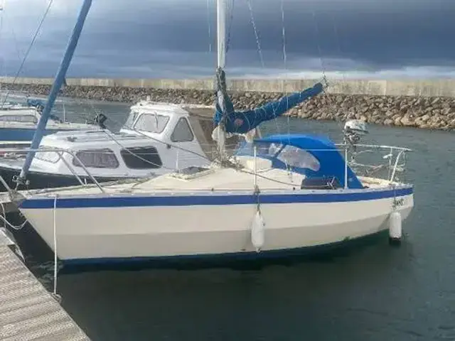 Beneteau First 18